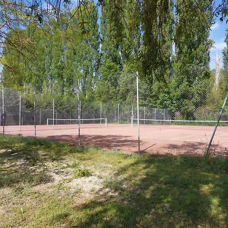 Location De Plusieurs Mobilhomes 6 Personnes 3 Etoiles Sejour Normandie Paris Eure Gestion La Bataille База отдыха *