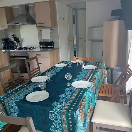 Location De Plusieurs Mobilhomes 6 Personnes 3 Etoiles Sejour Normandie Paris Eure Gestion La Bataille Ivry-la-Bataille