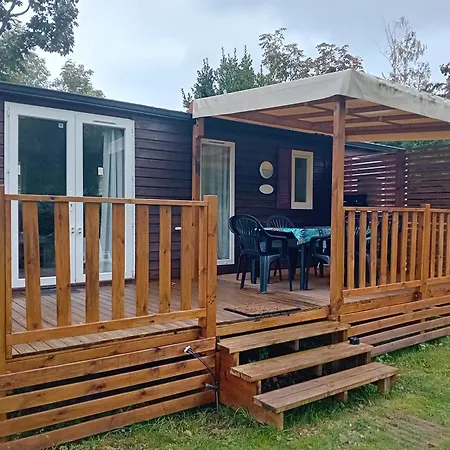 假日公园 Location De Plusieurs Mobilhomes 6 Personnes 3 Etoiles Sejour Normandie Paris Eure Gestion La Bataille