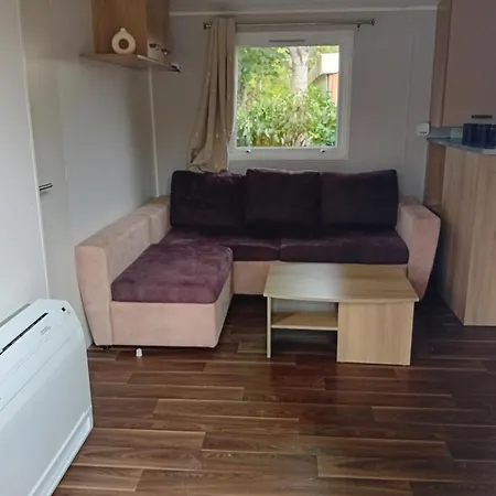 Location De Plusieurs Mobilhomes 6 Personnes 3 Etoiles Sejour Normandie Paris Eure Gestion La Bataille 假日公园 *
