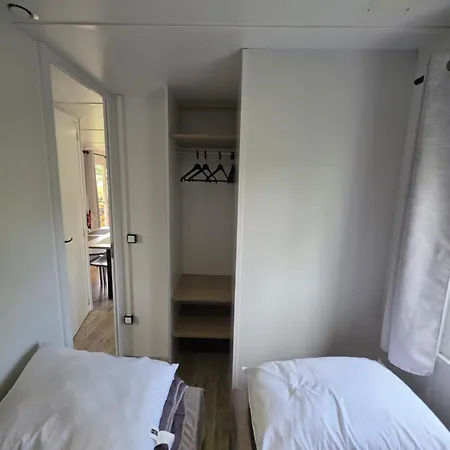 Location De Plusieurs Mobilhomes 6 Personnes 3 Etoiles Sejour Normandie Paris Eure Gestion La Bataille 假日公园 *
