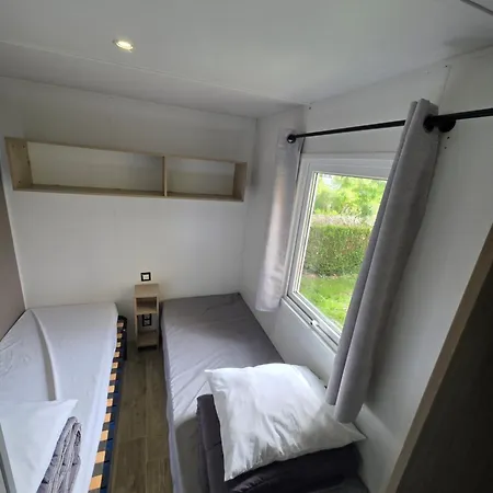 假日公园 Location De Plusieurs Mobilhomes 6 Personnes 3 Etoiles Sejour Normandie Paris Eure Gestion La Bataille