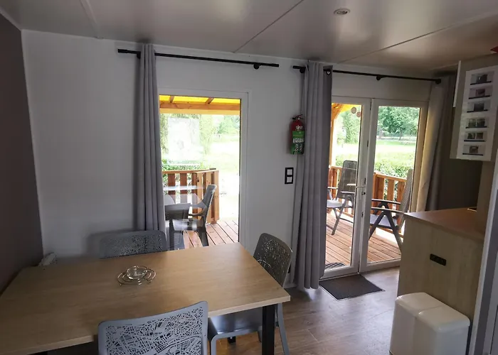 Location De Plusieurs Mobilhomes 6 Personnes 3 Etoiles Sejour Normandie Paris Eure Gestion La Bataille Ivry-la-Bataille